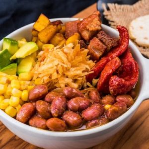 cazuela-de-frijoles-frijoles